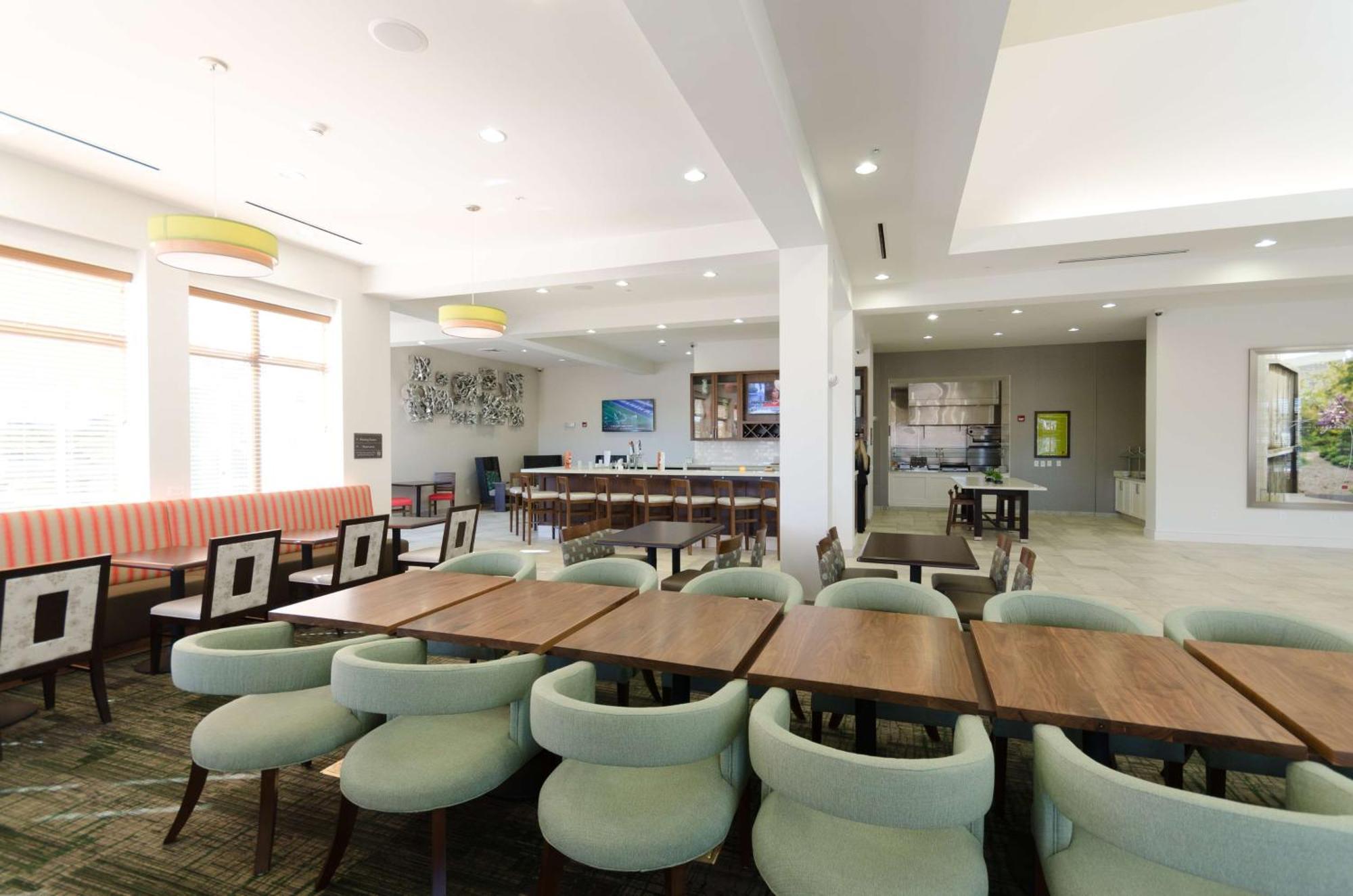 Hilton Garden Inn Hickory Exterior photo