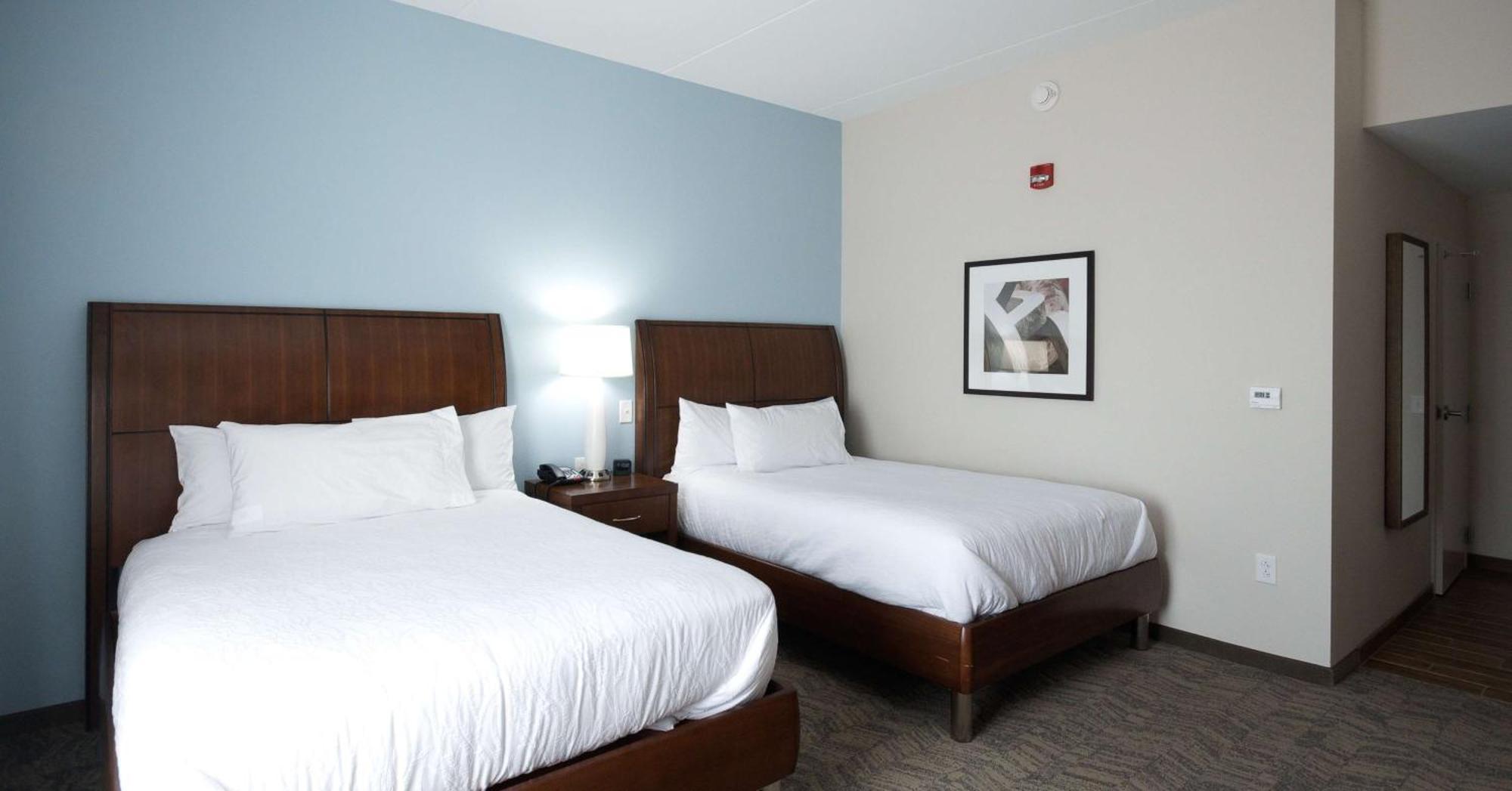 Hilton Garden Inn Hickory Exterior photo